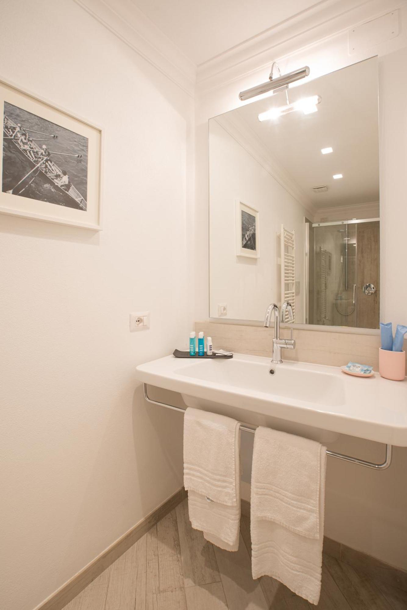 Hotel Marina Charming 4*